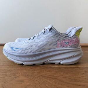 Hoka Clifton 9 Women’s Size 6 Width B Standard